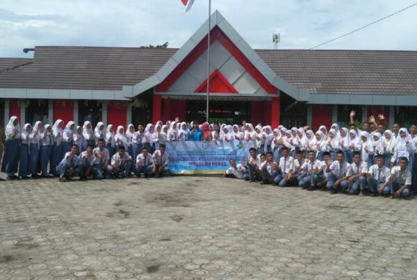 Sosialisasi dan Edukasi Peningkatan Kesehatan Jiwa dan Masalah Napza di SMAN 1 Sungai Raya Kepulauan Sosialisasi dan Edukasi Peningkatan Kesehatan Jiwa dan Masalah Napza di SMAN 1 Sungai Raya Kepulauan
