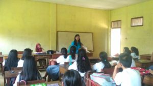 Sosialisasi dan Edukasi Peningkatan Kesehatan Jiwa dan Masalah Napza di SMAN 1 Suti Semarang