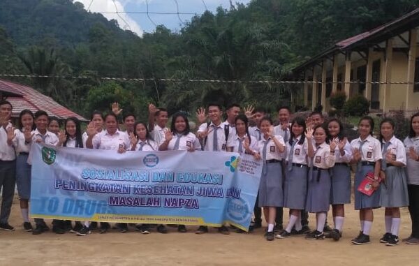 Sosialisasi dan Edukasi Peningkatan Kesehatan Jiwa dan Masalah Napza di SMAN 1 Capkala