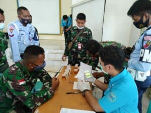 Pemeriksaaan Test Urine/Narkoba kepada anggota Lanud Harry Hadisoemantri dalam Rangka Peringatan HUT TNI AU ke-75 Tahun 2021 di Lanud Harry Hadisoemantri