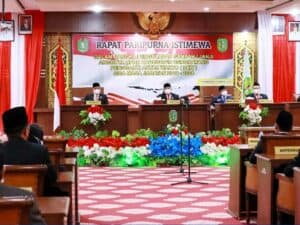 UNDANGAN RAPAT PARIPURNA ISTIMEWA PENGUCAPAN SUMPAH/JANJI ANGGOTA DPRD KABUPATEN BENGKAYANG PENGGANTI ANTAR WAKTU (PAW) SISA MASA JABATAN 2019-2024