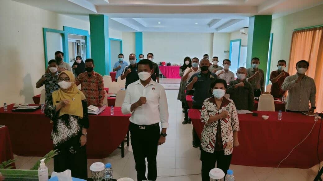 WORKSHOP PENGGIAT P4GN DUNIA USAHA/LINGKUNGAN SWASTA KABUPATEN BENGKAYANG TAHUN 2022 WORKSHOP PENGGIAT P4GN DUNIA USAHA/LINGKUNGAN SWASTA KABUPATEN BENGKAYANG TAHUN 2022