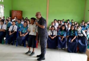 SOSIALISASI DAN PENYULUHAN BAHAYA NARKOBA DI LINGKUNGAN PEMERINTAH DESA SERINDU DAN SMPN 7 MONTERADO