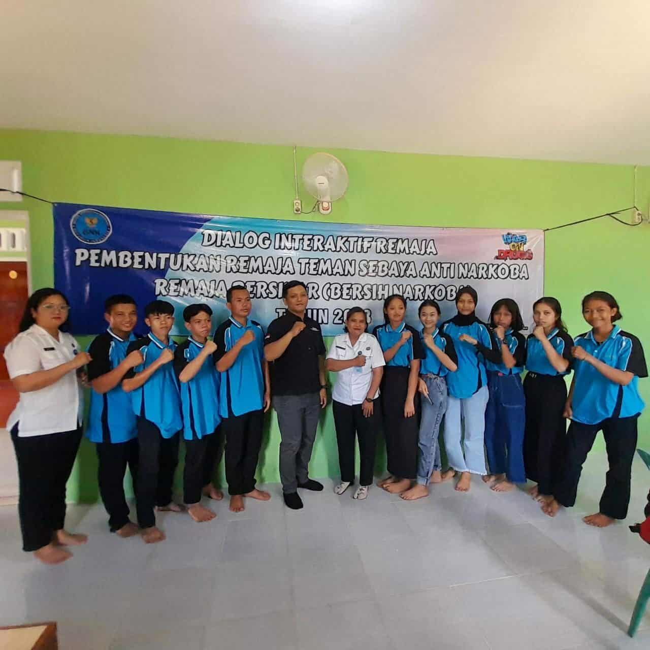 DIALOG INTERAKTIF REMAJA KABUPATEN BENGKAYANG T. A 2023 PERTEMUAN KE-EMPAT DIALOG INTERAKTIF REMAJA KABUPATEN BENGKAYANG T. A 2023 PERTEMUAN KE-EMPAT