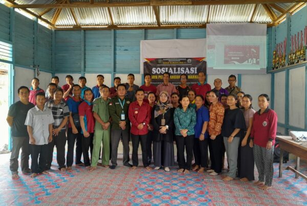 Sosialisasi Pencegahan dan Pemberantasan Penyalahgunaan dan Peredaran Gelap Narkotika di Desa Sungkung II, Kecamatan Siding di Wilayah Perbatasan Kabupaten Bengkayang